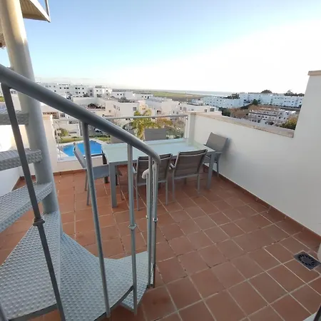 Apartamentovistasconil, Atico Con Piscina, Jardin, Pista De Padel Y Solarium Apartment Conil De La Frontera