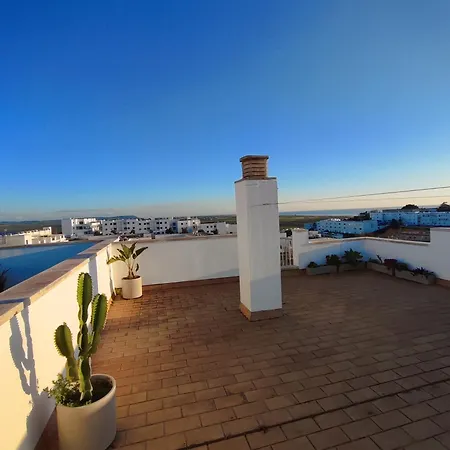 Apartamentovistasconil, Atico Con Piscina, Jardin, Pista De Padel Y Solarium Apartment Conil De La Frontera