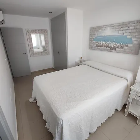 Apartamentovistasconil, Atico Con Piscina, Jardin, Pista De Padel Y Solarium * Conil De La Frontera